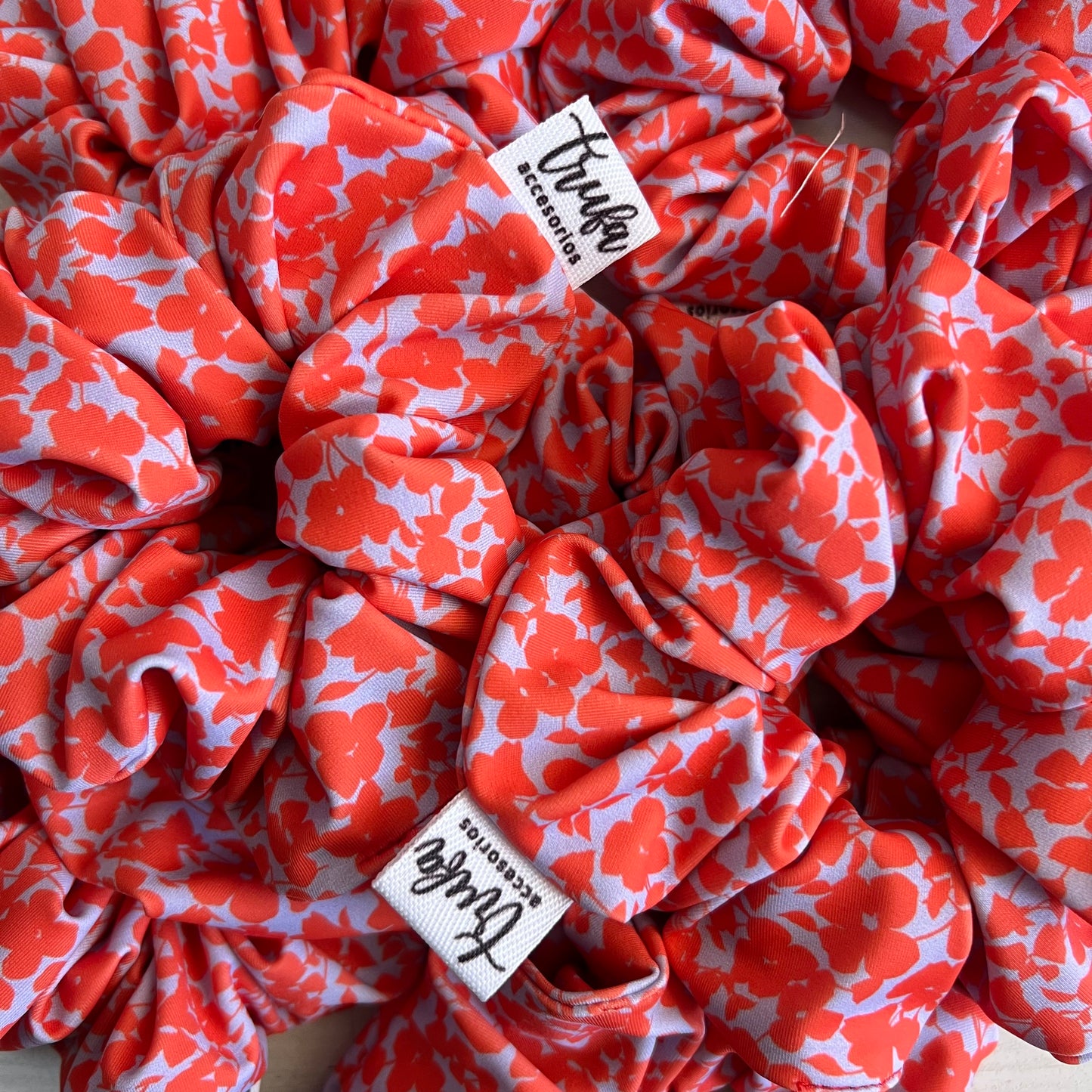 Scrunchie Naranja Flores