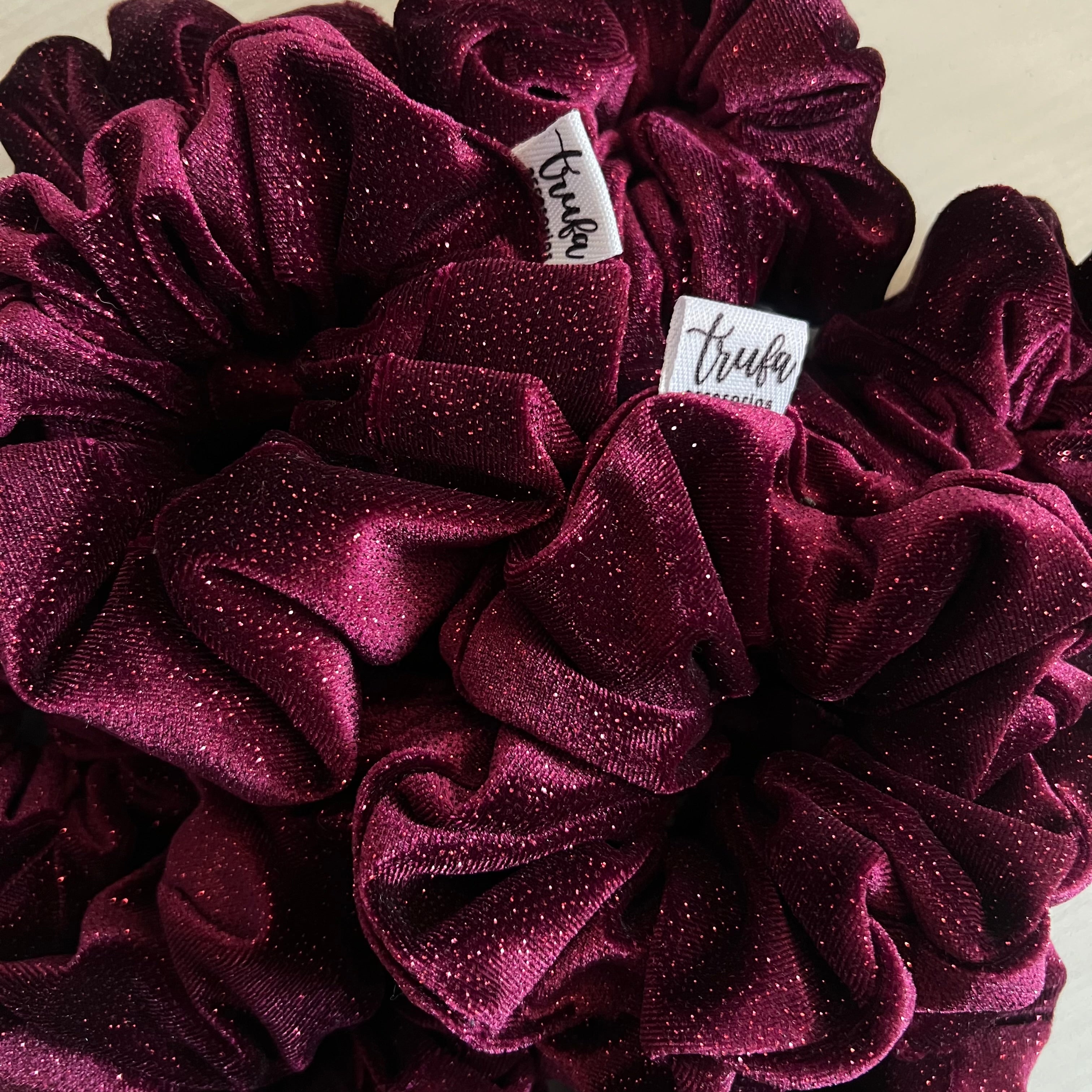 Scrunchie velvet burdeo brillos