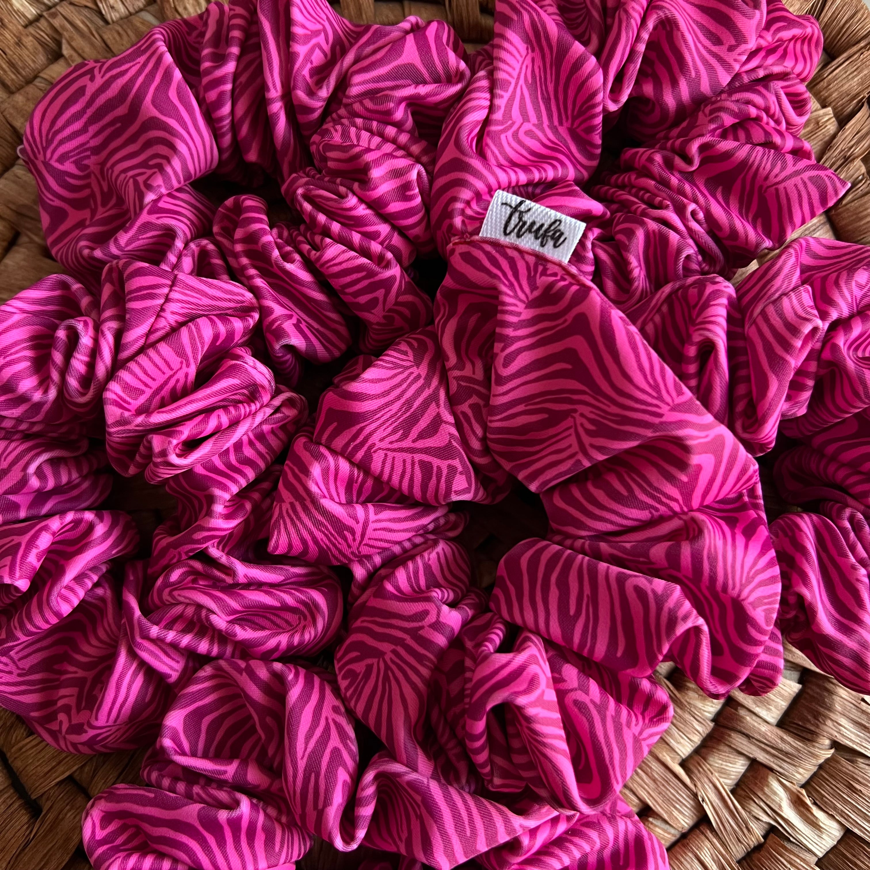 Scrunchie cebra fucsia