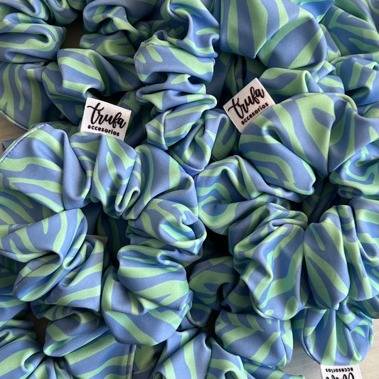 Scrunchie cebra verde y azul