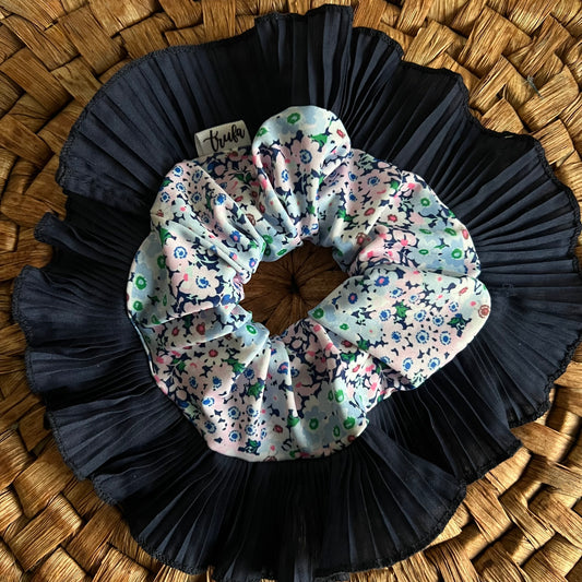 B. Simple azul marino flores