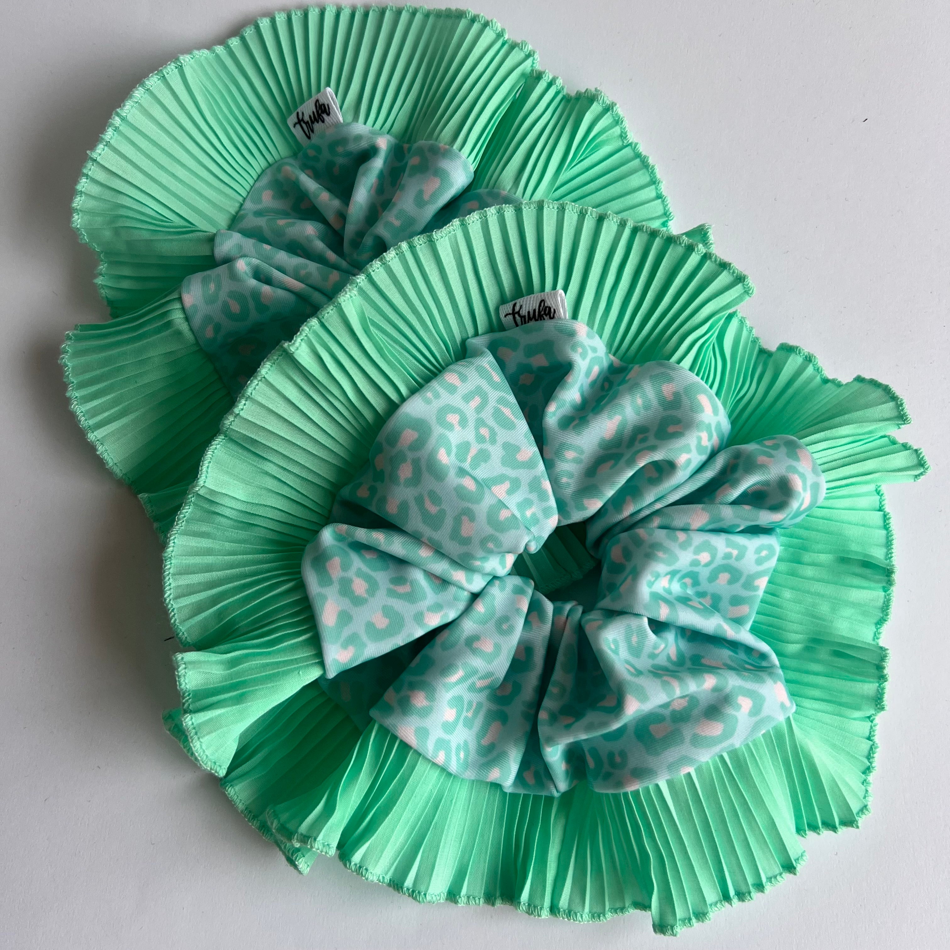 B. Simple verde agua print