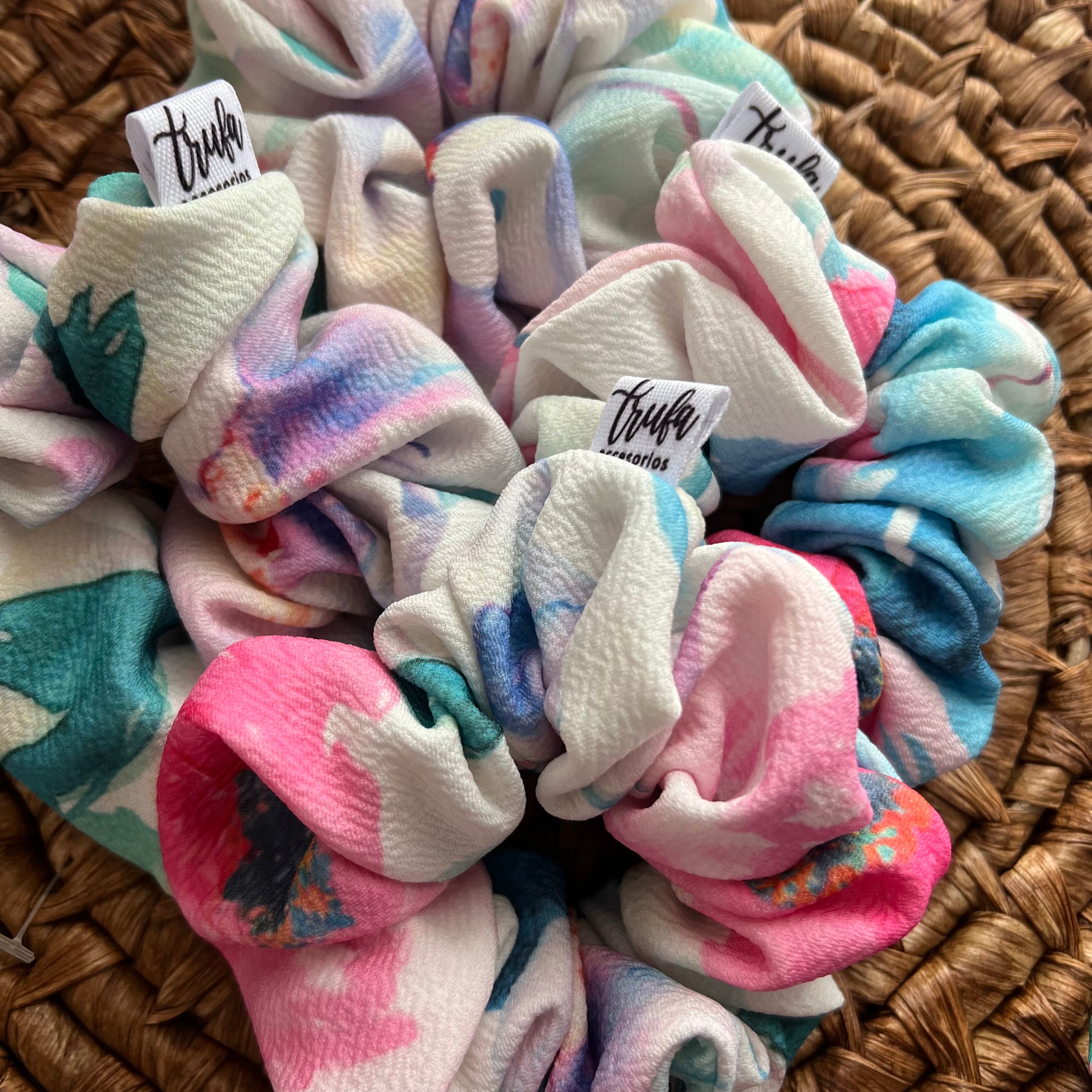 Scrunchie flora rosado