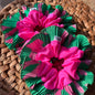 B. Simple print verde y fucsia
