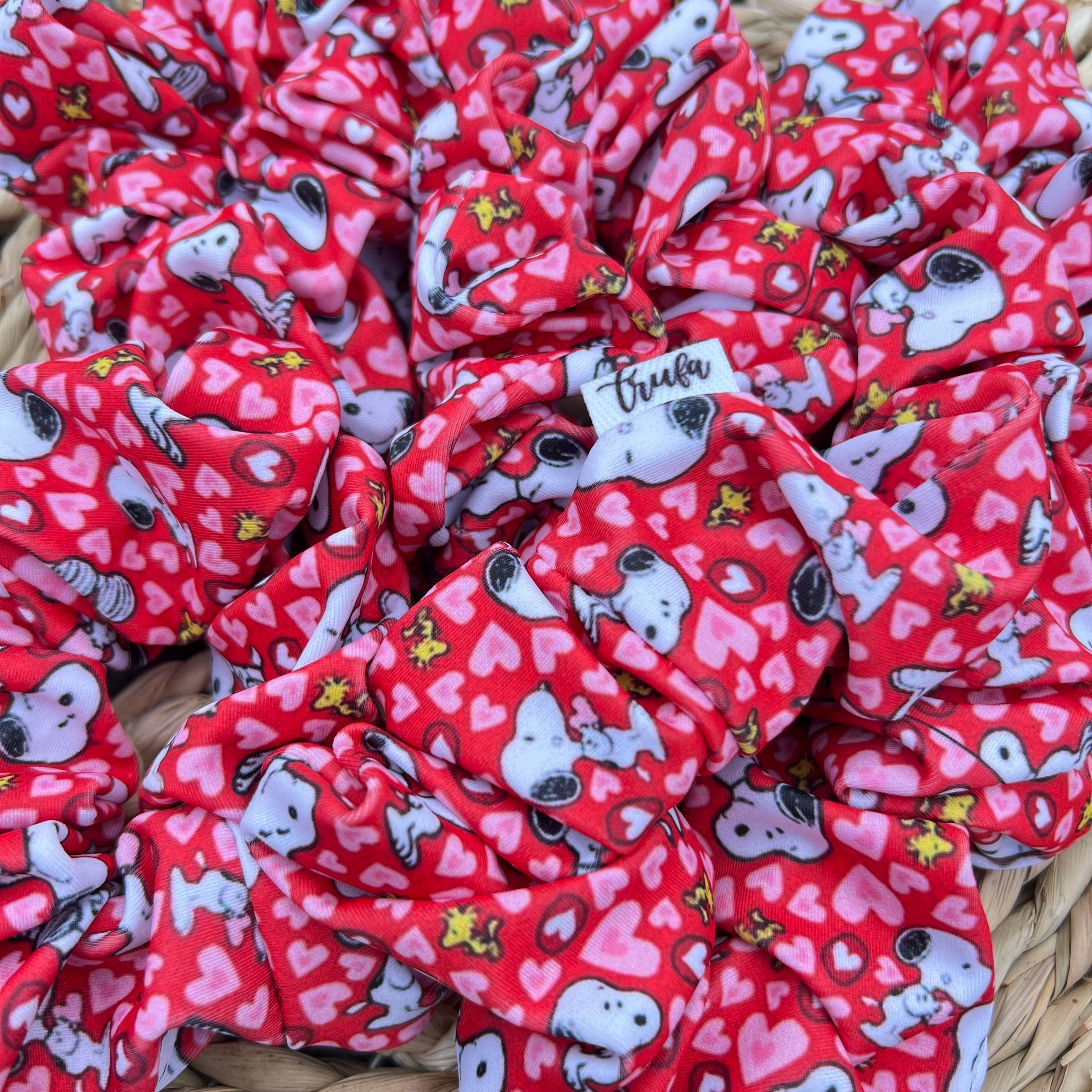 Scrunchie animado Snoopy Red