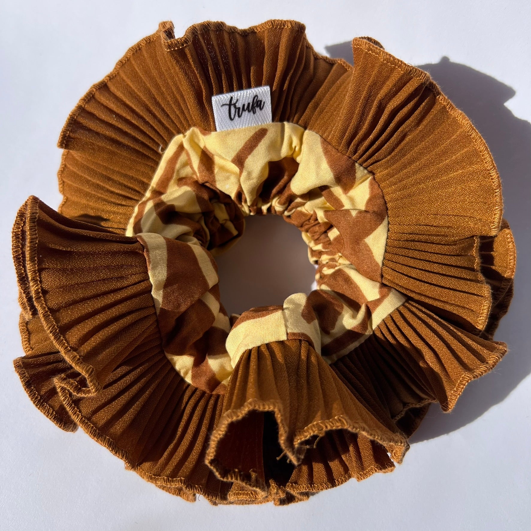 B. Mostaza hojas
