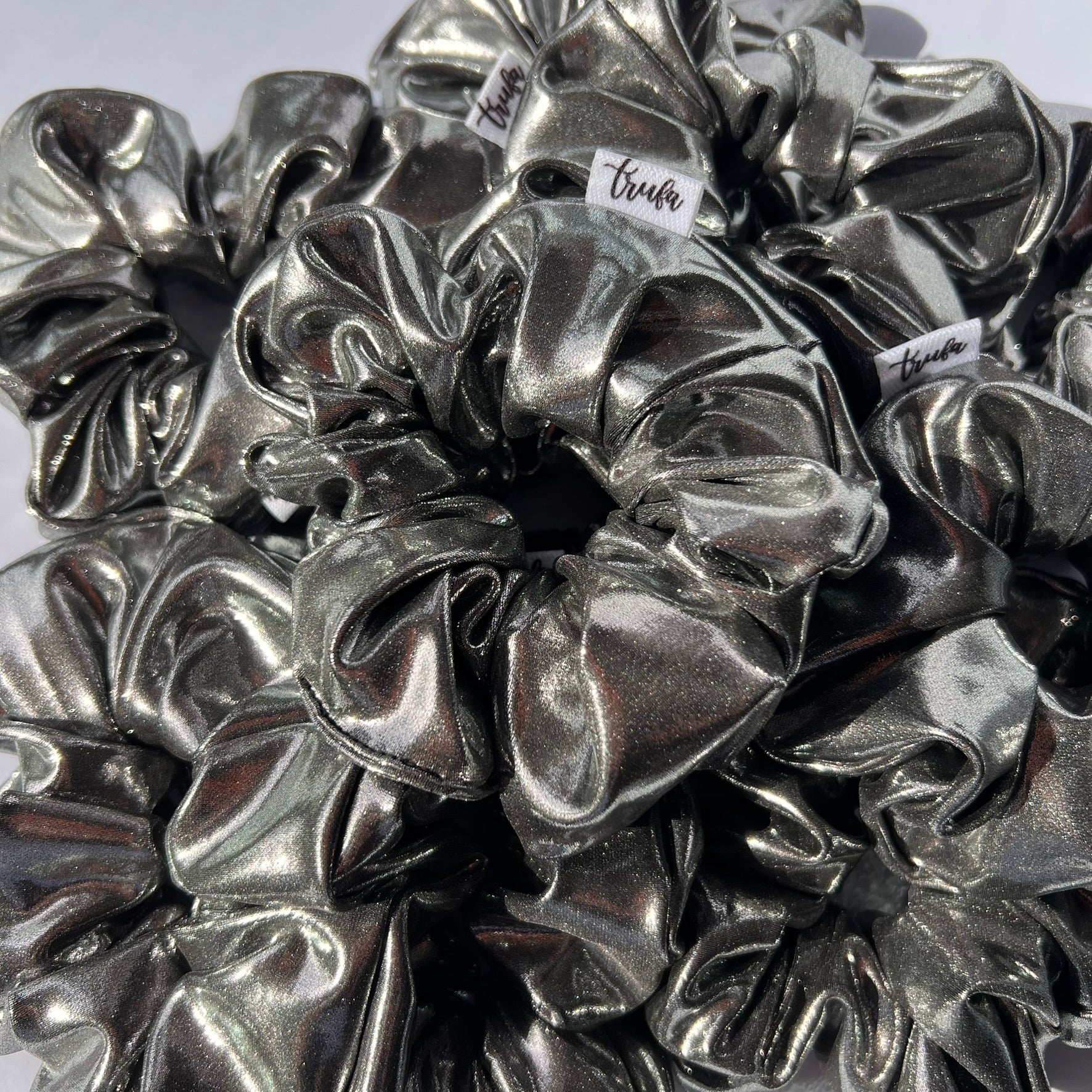 Scrunchie plateado