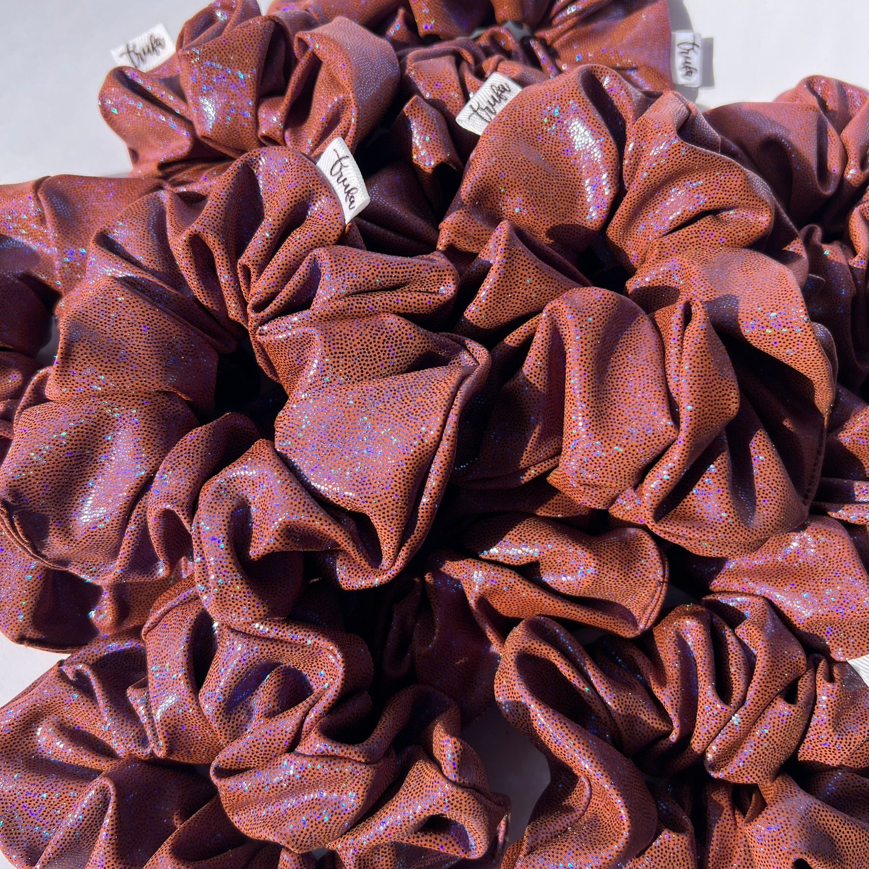 Scrunchie Café brillitos