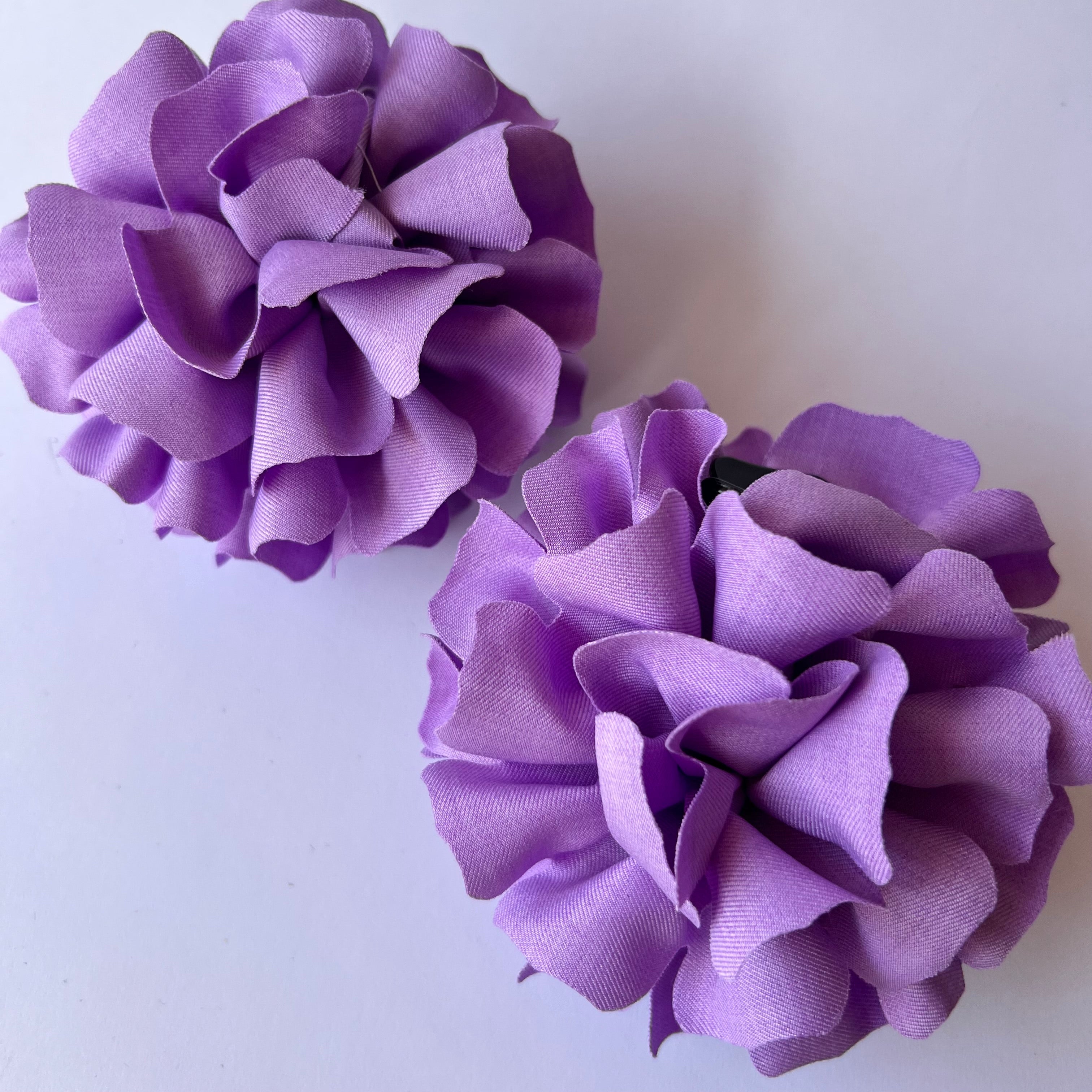 Flor lila oscuro