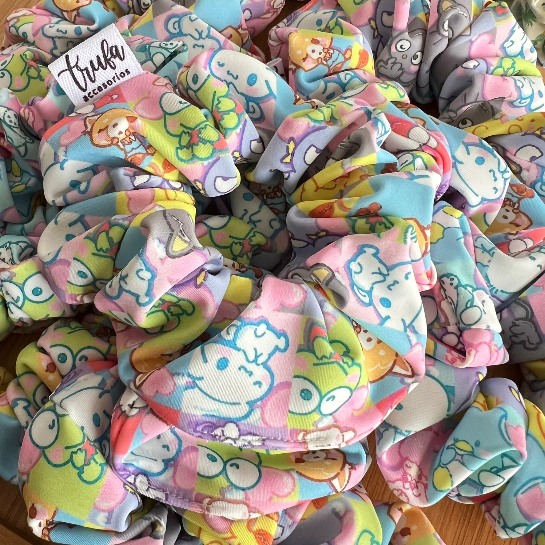 Scrunchie animado Sanrio