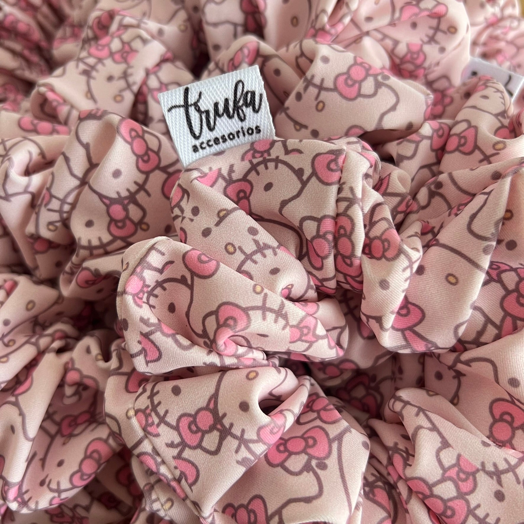 Scrunchie animado Hello Kitty