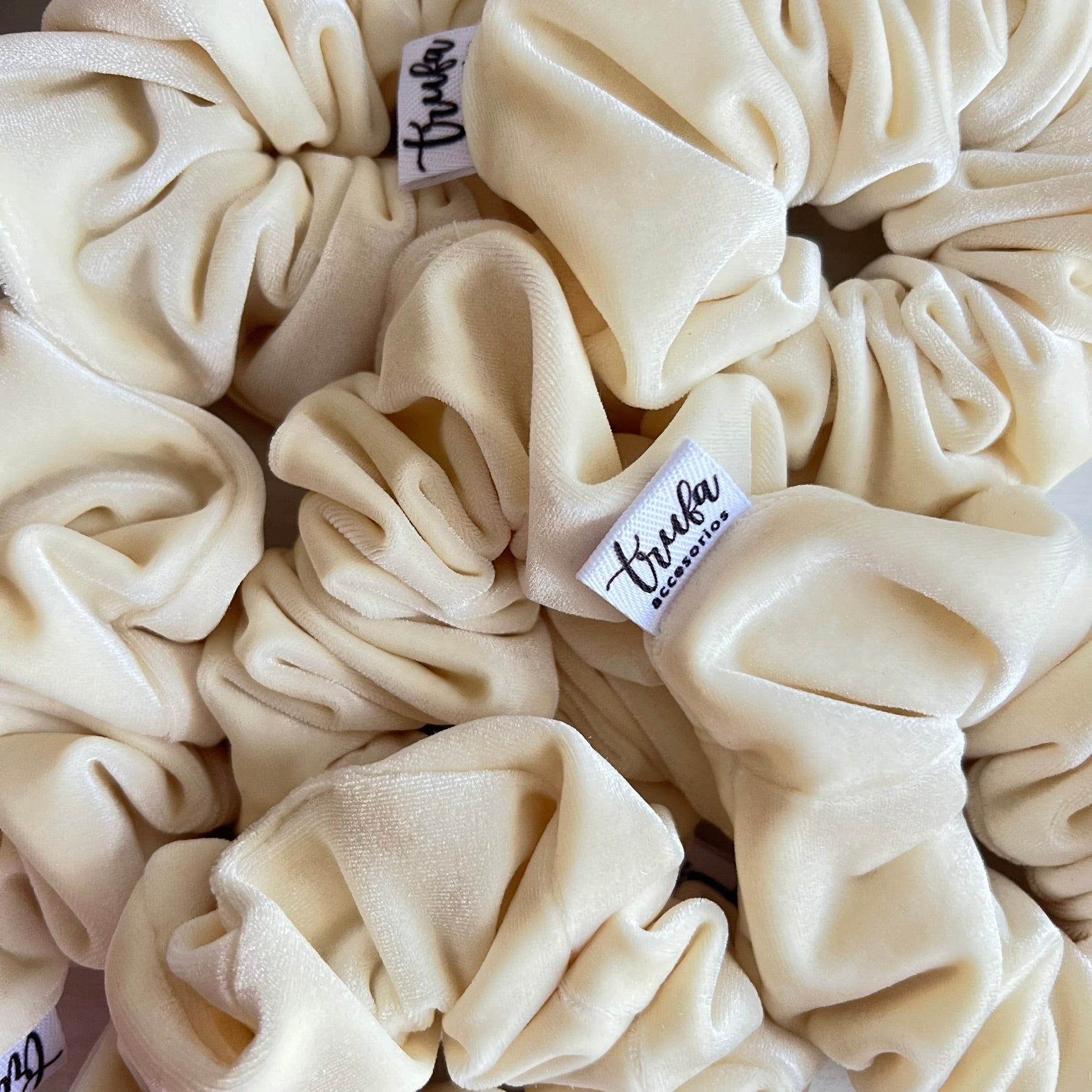 Scrunchie Amarillo Velvet