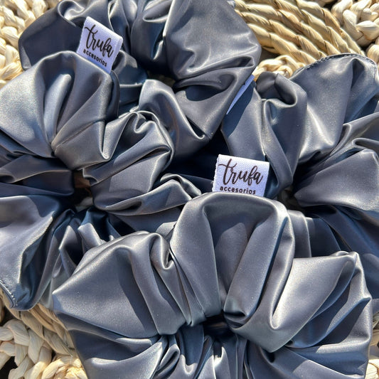 Scrunchie Gris Metalizado